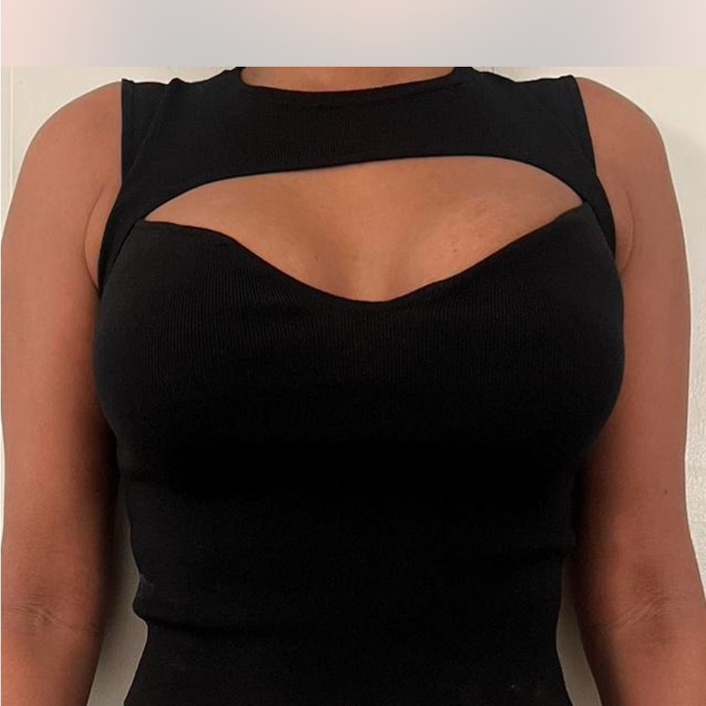 Zara Black Sleeveless Top with Cutout Design
